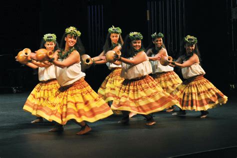 how to hula dance and the cultural significance of hula in modern times